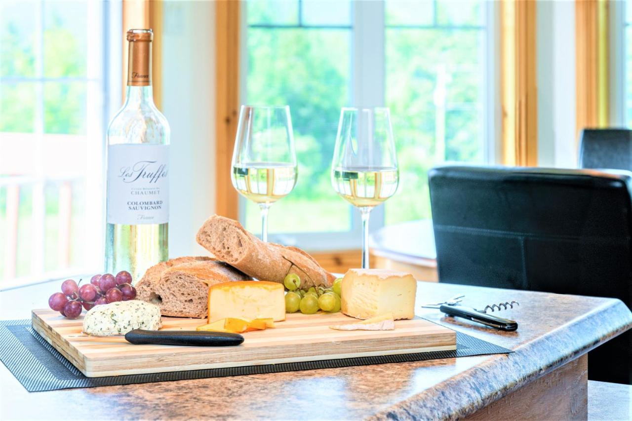 Maison Accueillante - Spa, Fleuve Et Montagnes! Петит-Ривиер-Сен-Франсоа Екстериор снимка
